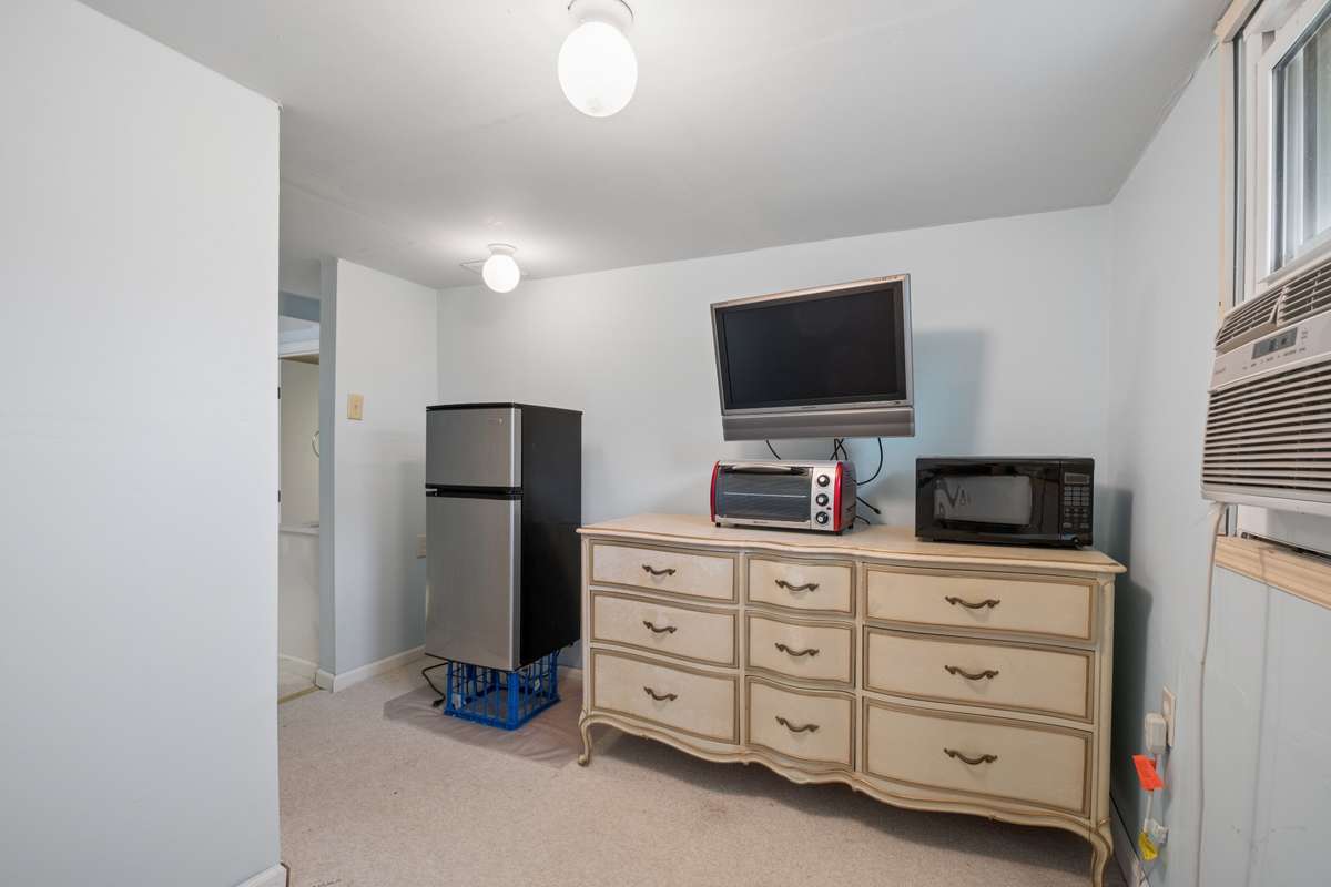 Second story - full of potential!