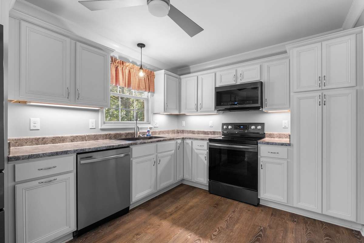Lots of cabinets and counter space