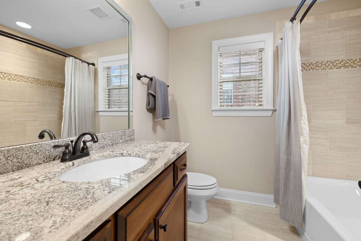 Full bathroom