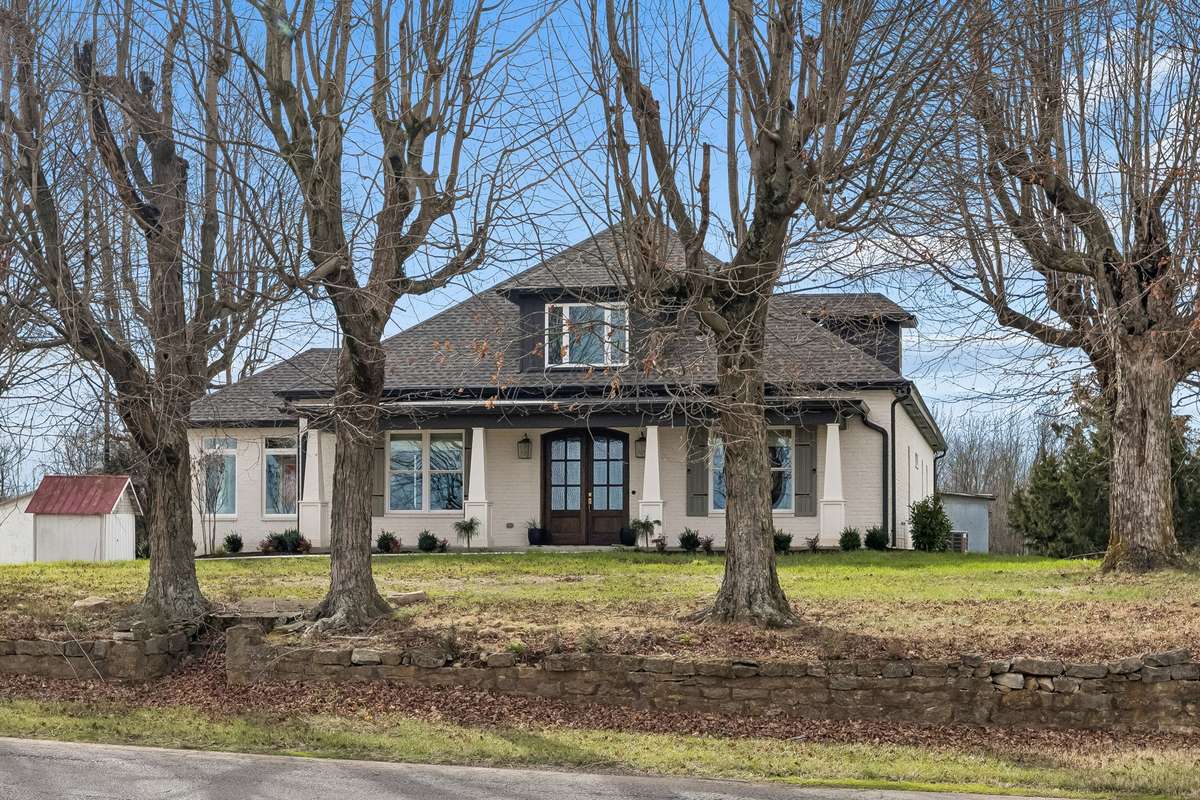 Welcome to 7307 Dunn Road Cedar Hill Tn