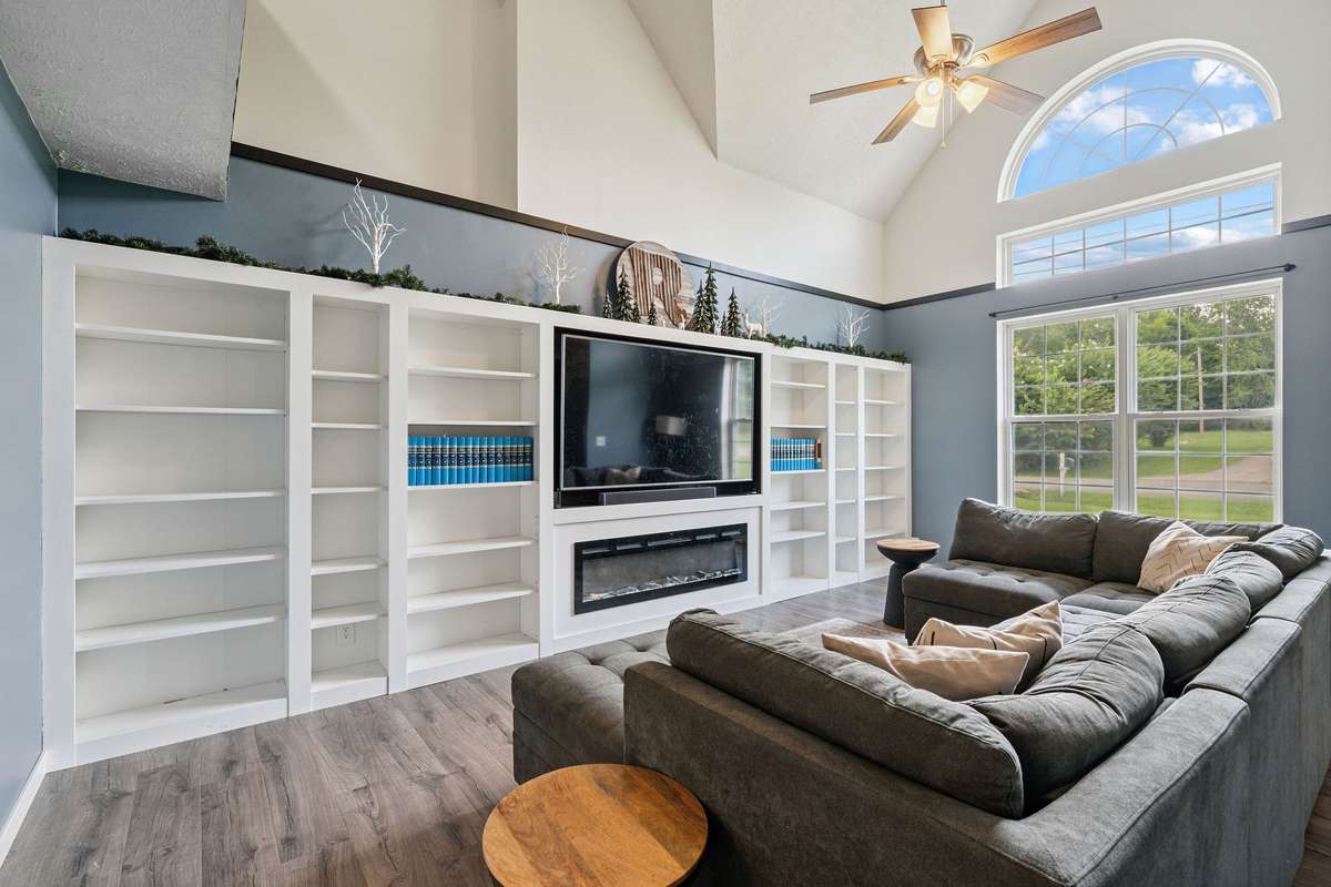 Beautiful living room in this 4 bedroom, 3 and a half bathroom in Murfreesboro Tennessee with over half an acre of land and no HOA, a two car garage and updated kitchen.