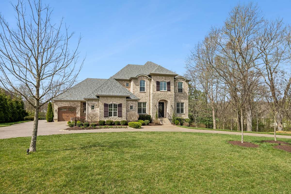 Welcome to 6018 Blackwell Lane in prestigious Weatherford Estates.