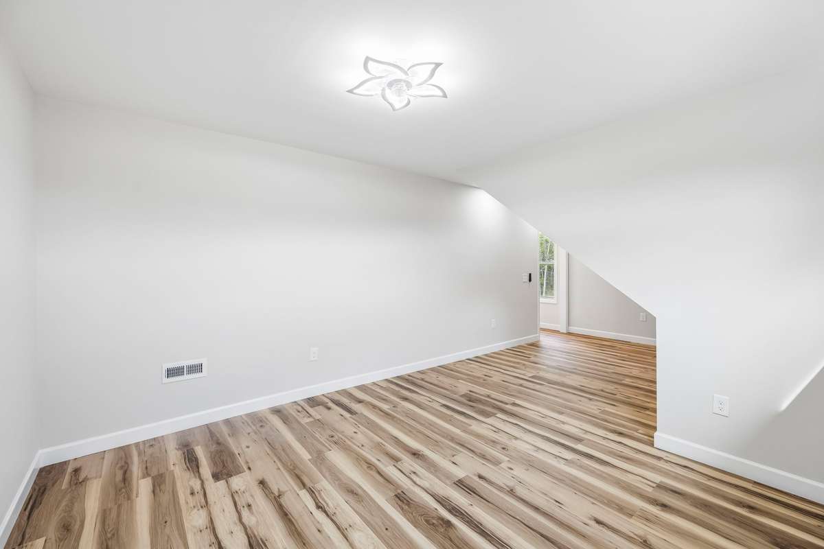 Bonus room