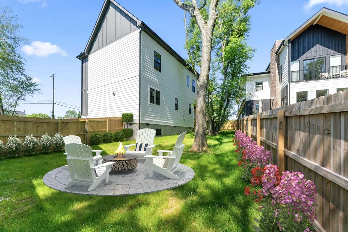 This image has been virtually staged. Lots of opportunity for a great backyard setup!