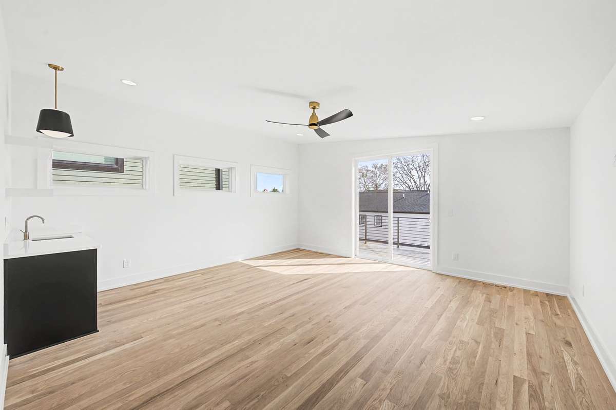 Spacious Bonus Room on 3rd Floor
