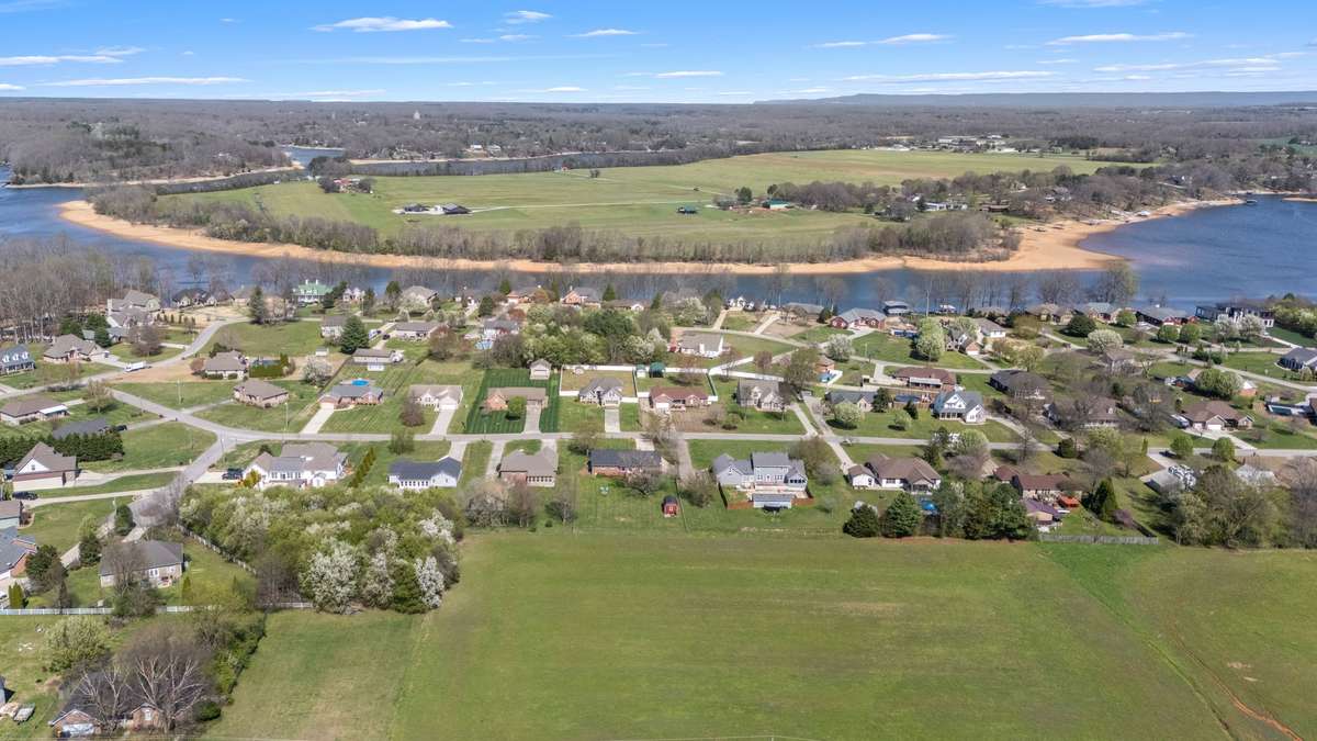 View of neighborhood and lake