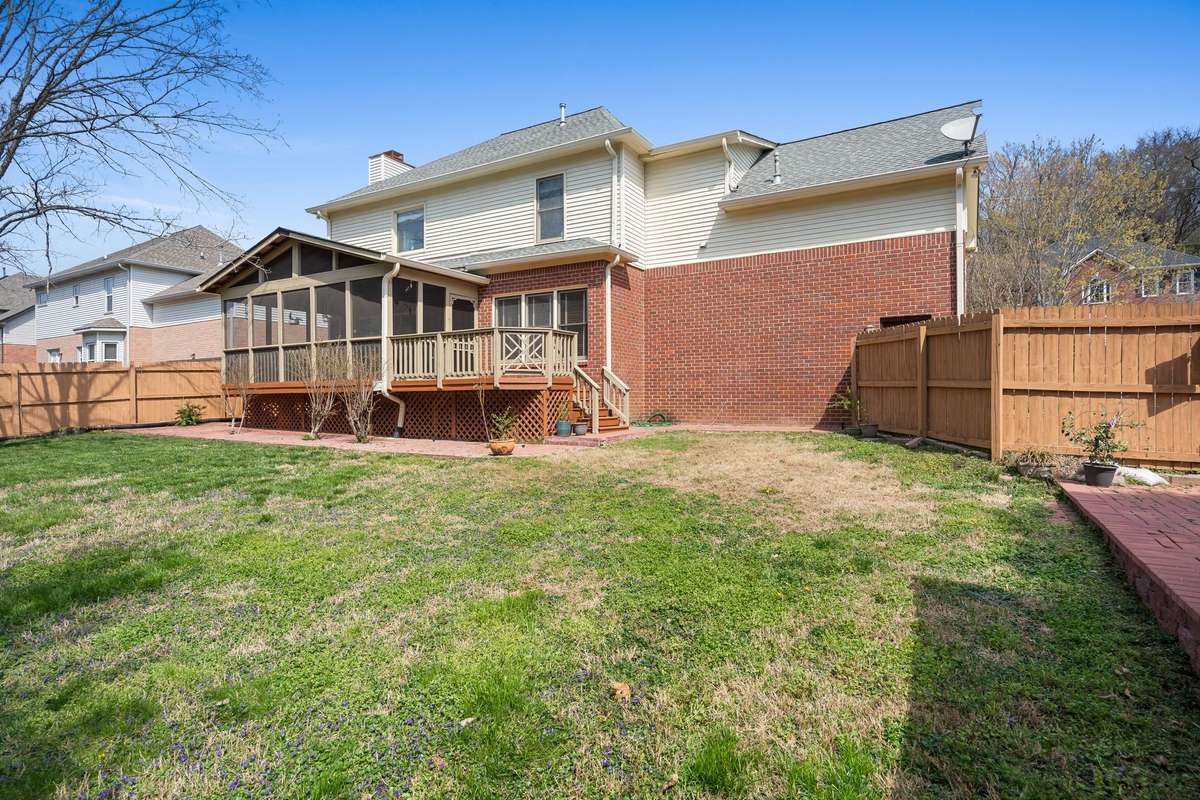 The backyard is ideal for setup for your 4 legged and 2 legged family members!