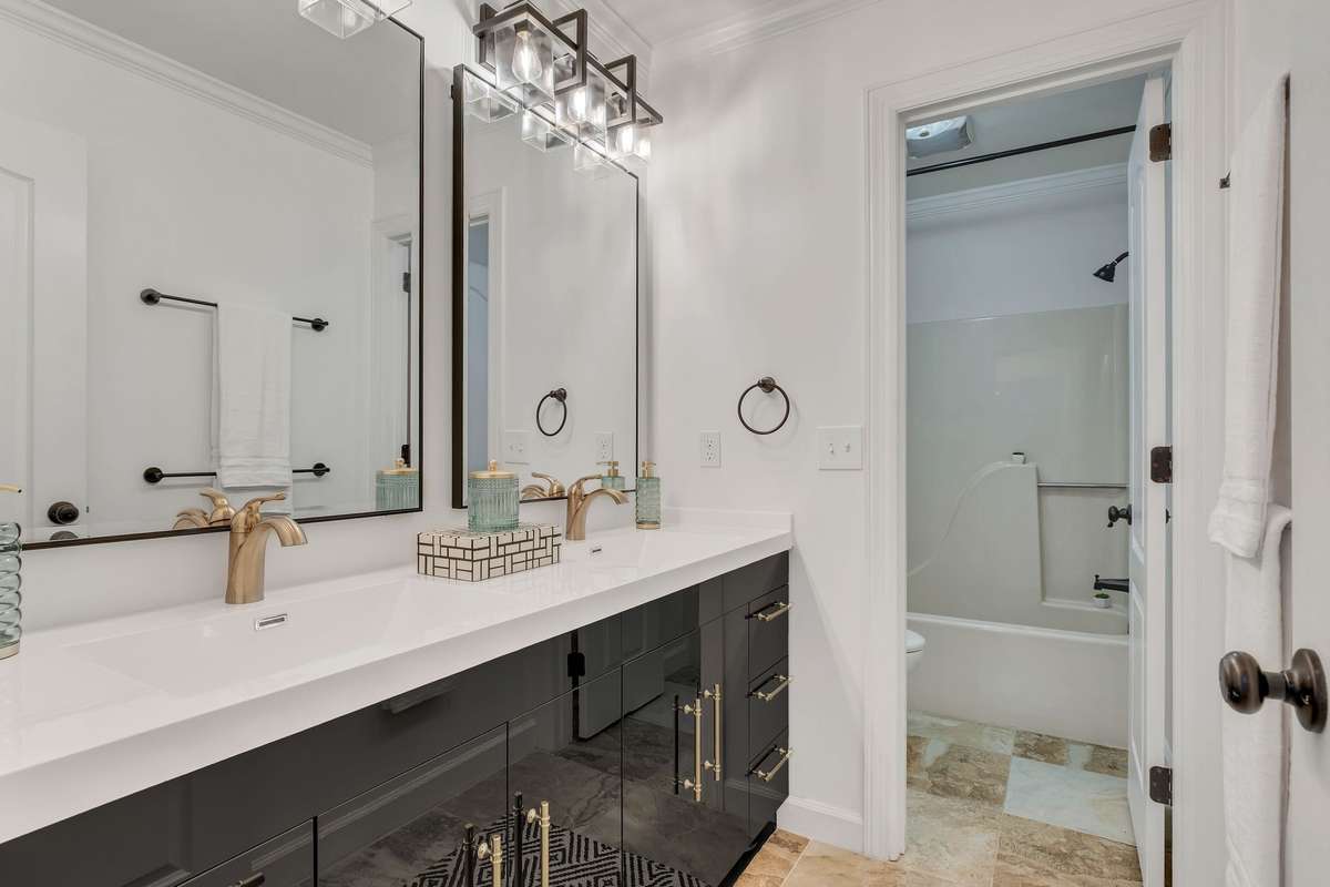 Upstairs bathroom