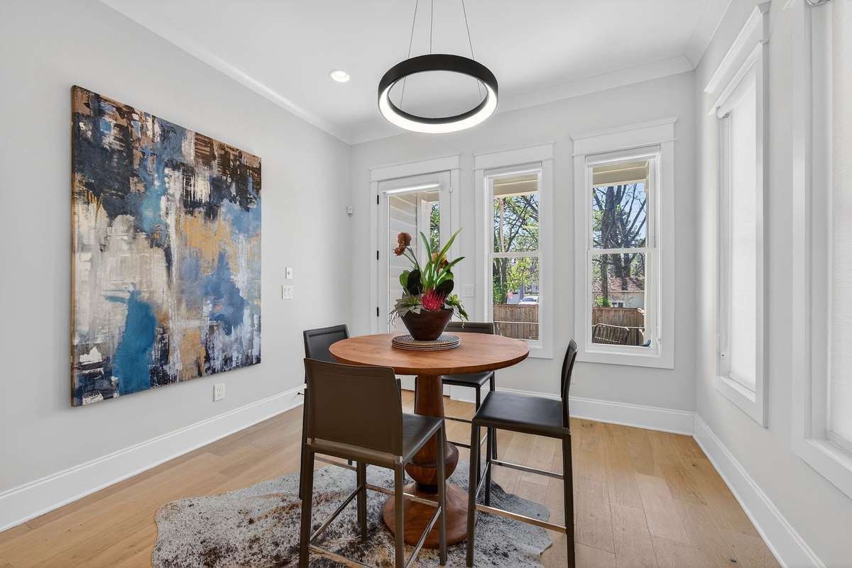 A bright dining space perfect for everyday meals or entertaining.
