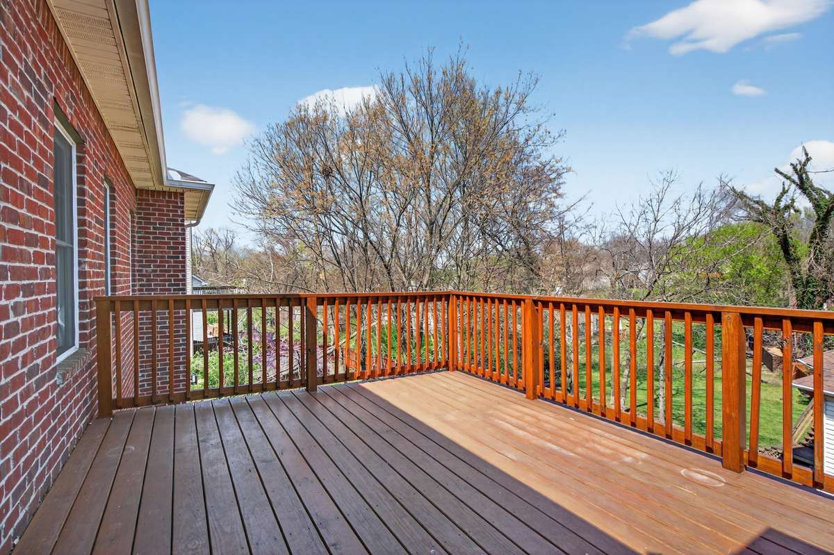 Deck replaced 2023. Enjoy sweet sunrises from here.