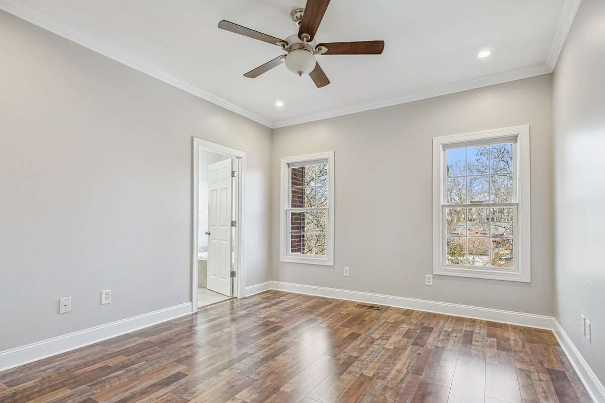 Primary bedroom-view1