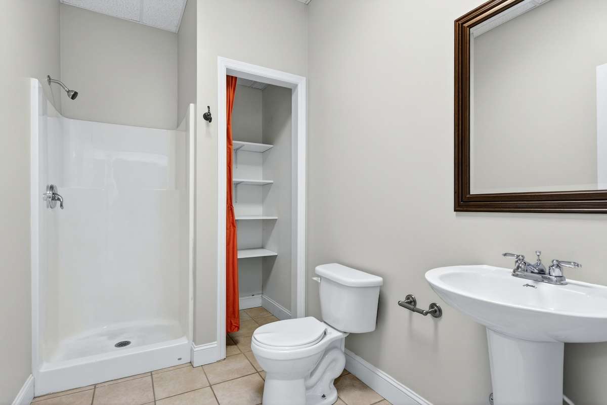 Basement - full bathroom