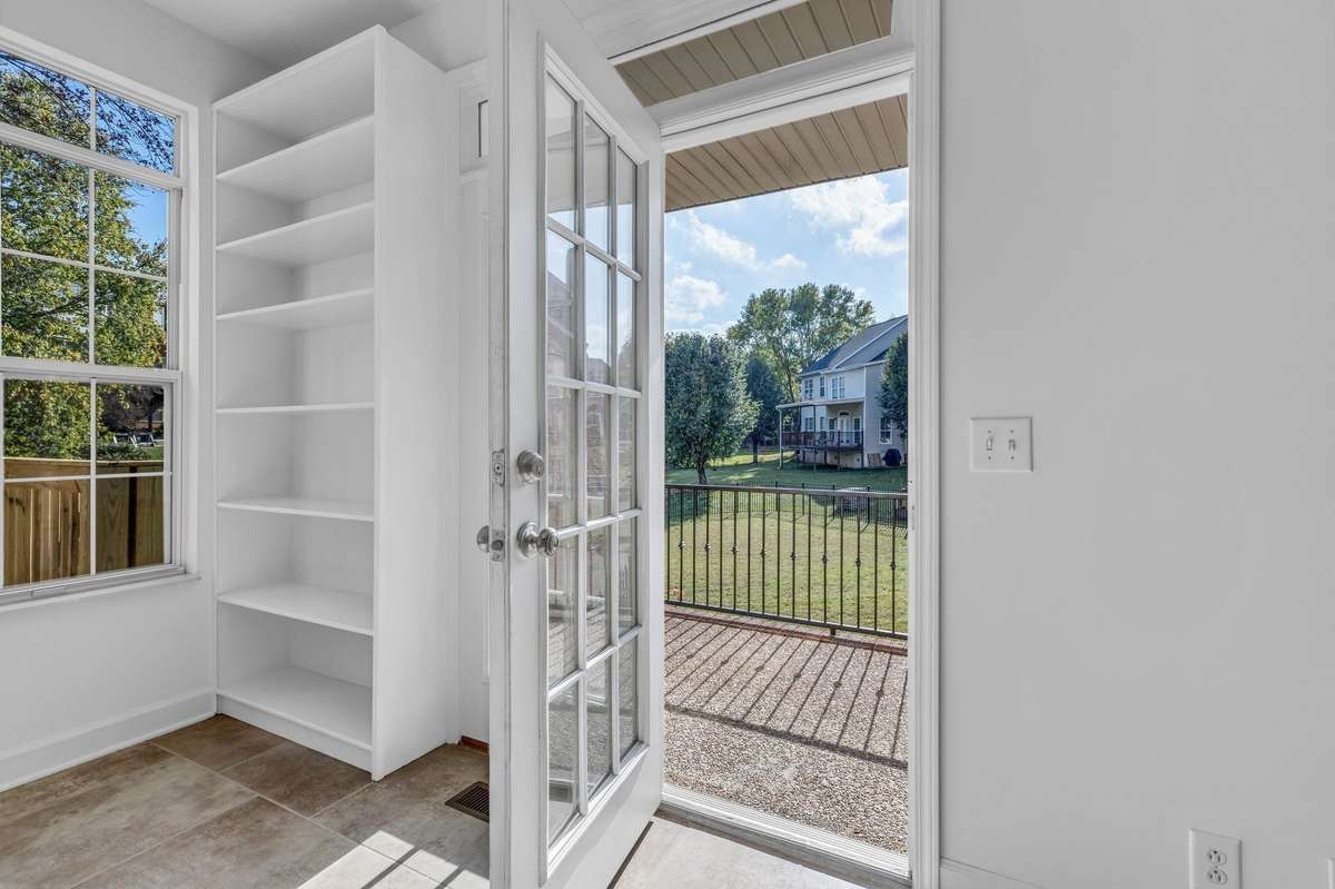 Florida Room door out to Covered Porch