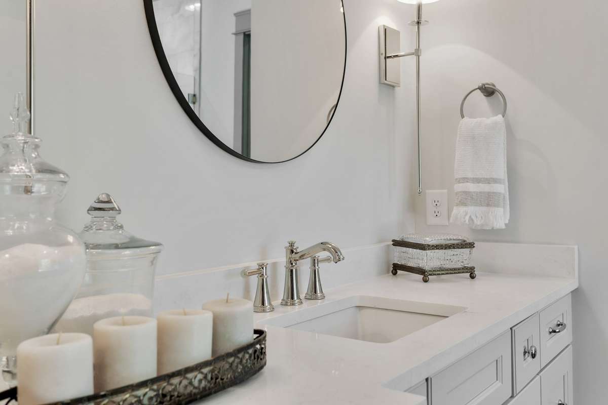 Photos are of a former St. Andrews III model home.  NOT ACTUAL HOUSE.