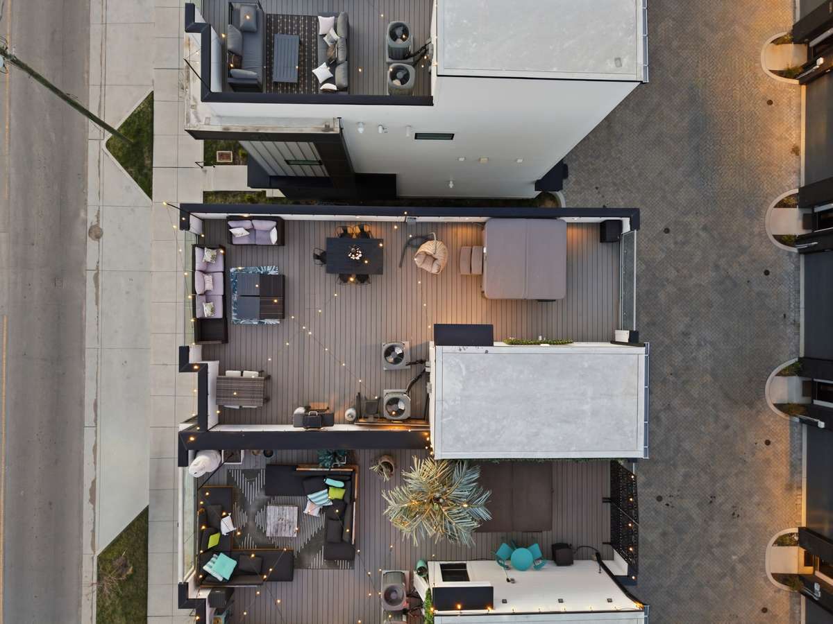 As an end unit, you have enhanced natural light and privacy!
