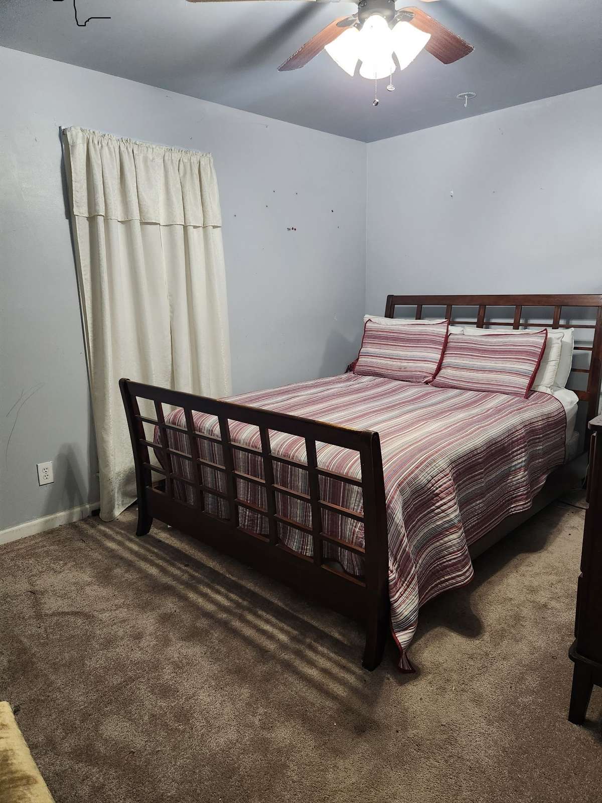 2nd bedroom and 3rd bedroom soon to be painted and will be added.