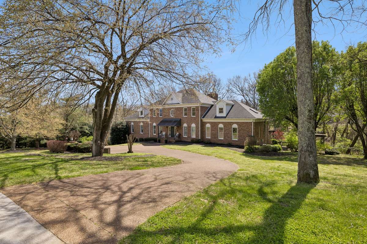 Situated on a lovely 1.2 acre lot, this brick beauty is located in one of Brentwood's most highly desired locations.  Minutes to I-65 and Brentwood's town center, this property is zoned for award winning Scales, Brentwood Middle & Brentwood High.