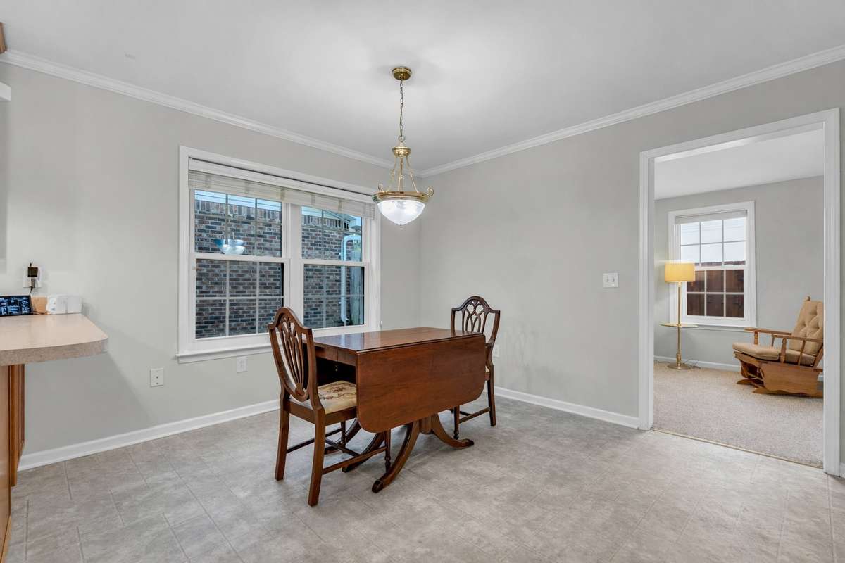 Dining area offers plenty of room for having guests for dinner! 646 Forest Glen Circle, Murfreesboro, TN 37128