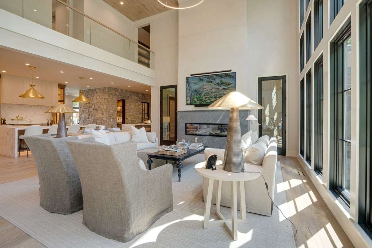 PICTURES ARE OF ANOTHER HOME AND ARE FOR REPRESENTATION ONLY. FLOOR PLAN, SELECTIONS, FINISHES AND FEATURES MAY VARY.