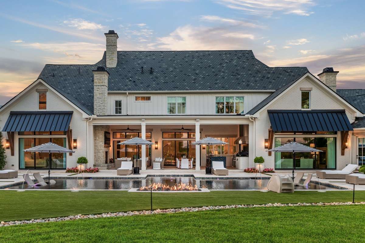 PICTURES ARE OF ANOTHER HOME AND ARE FOR REPRESENTATION ONLY. FLOOR PLAN, SELECTIONS, FINISHES AND FEATURES MAY VARY.