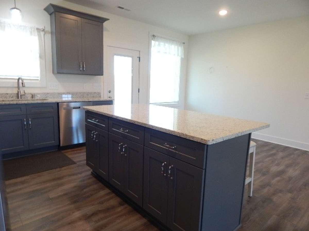 Plenty of storage space in the kitchen