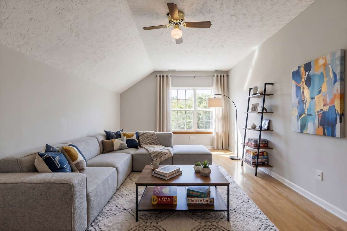 virtually staged bonus room (2nd level)