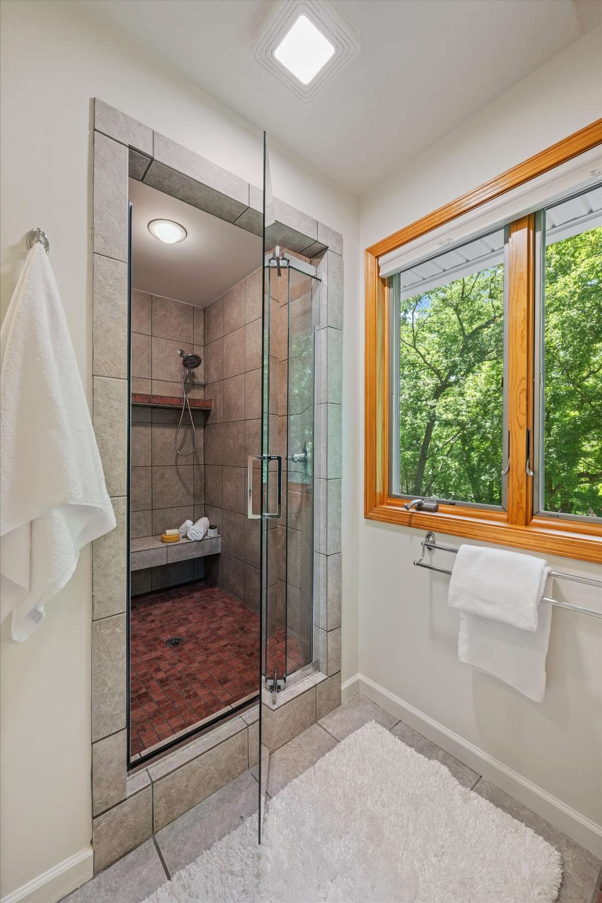 Nice shower with newly cleaned and sealed grout.