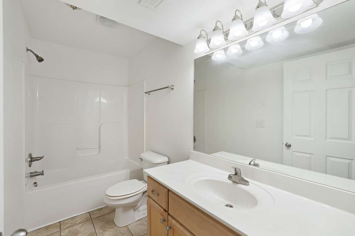 Bathroom 1, clean and spacious