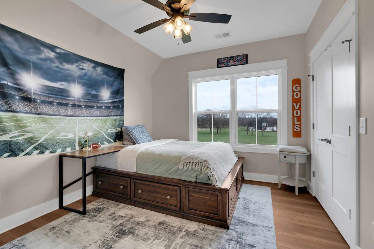 Bedroom 4 with large closet