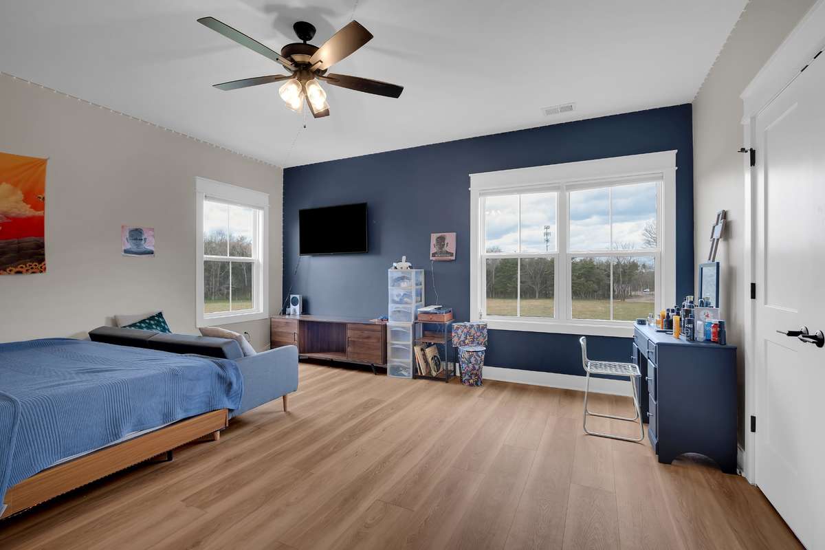 Bedroom 3 or bonus room with large closet