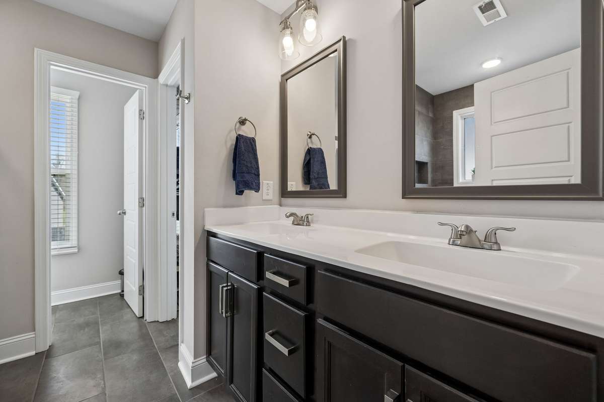 Primary Bathroom with Separate Shower and Tub, Walk In Closet, and Toilet Room