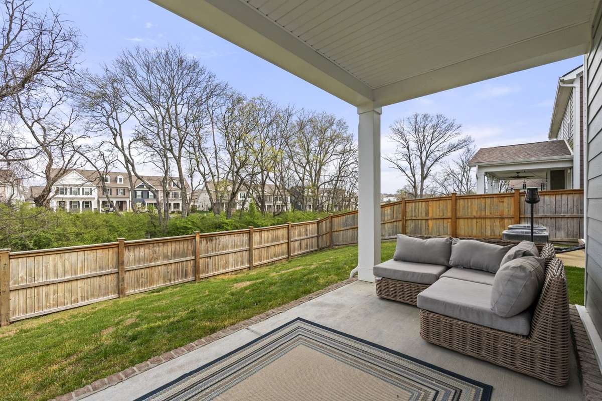Fenced in Backyard - Great Space.