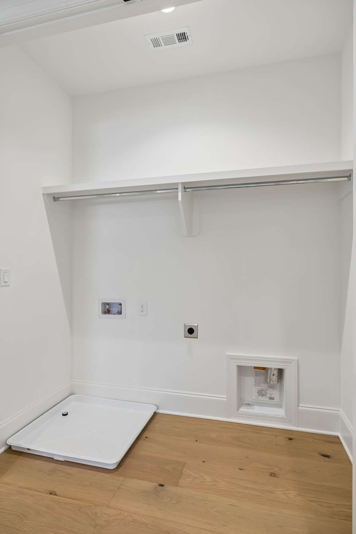 Laundry room on both floors, because who wants to carry laundry around?