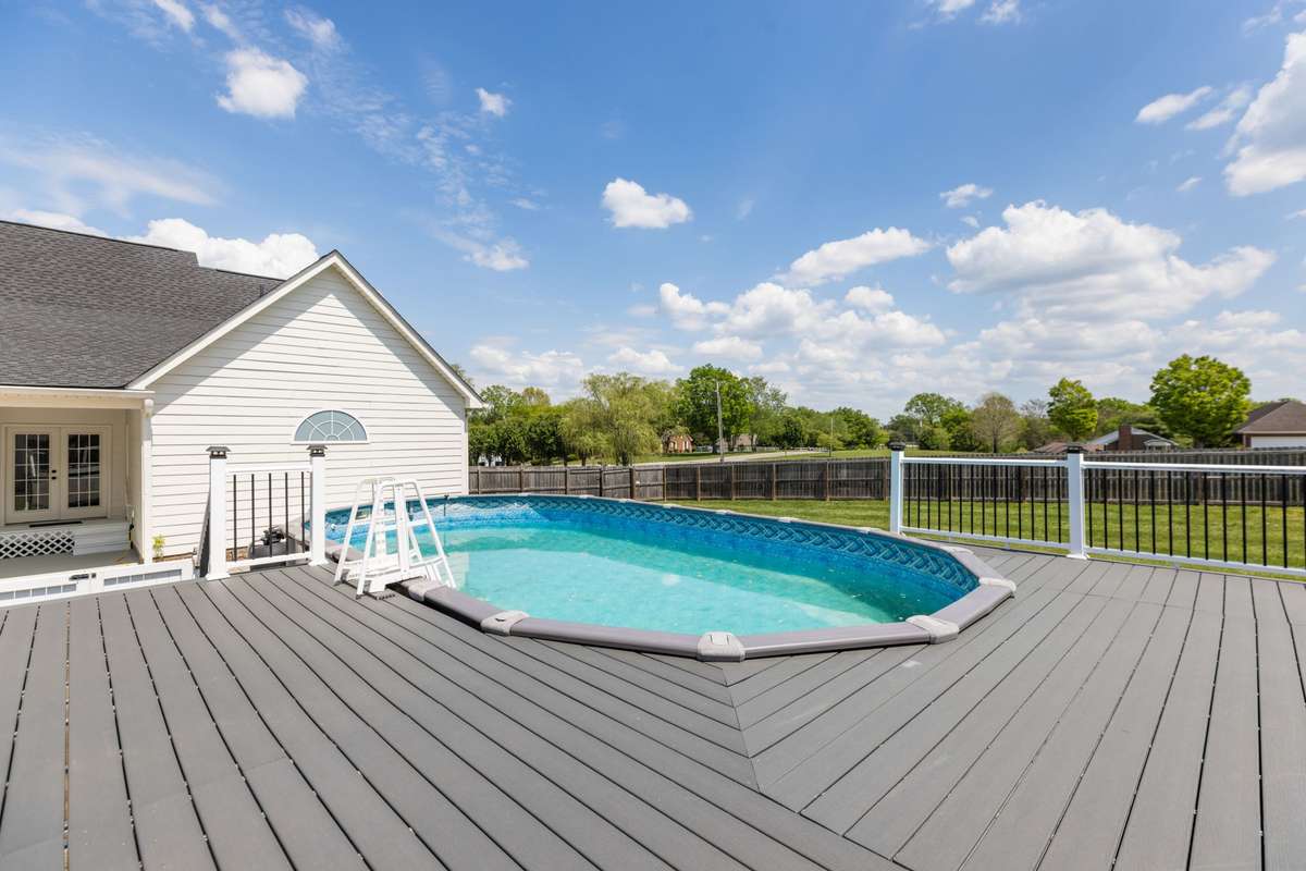 Above ground Pool
