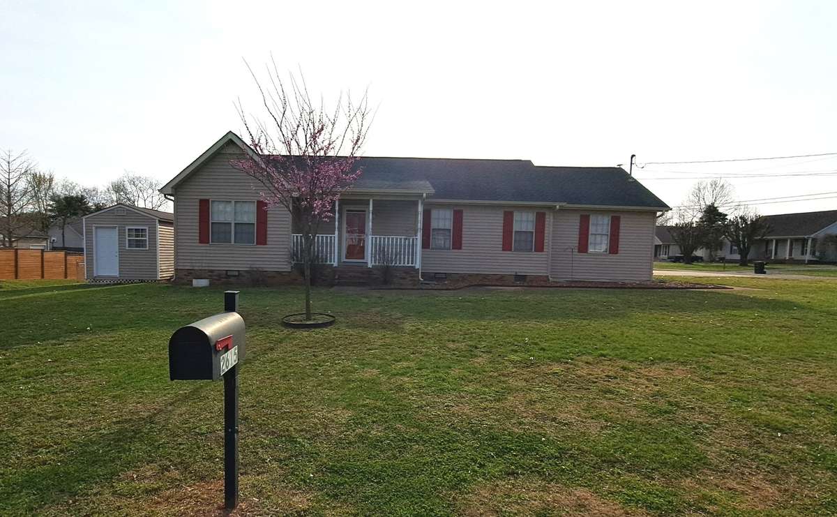 Welcome to 2615 Riverstone Drive!