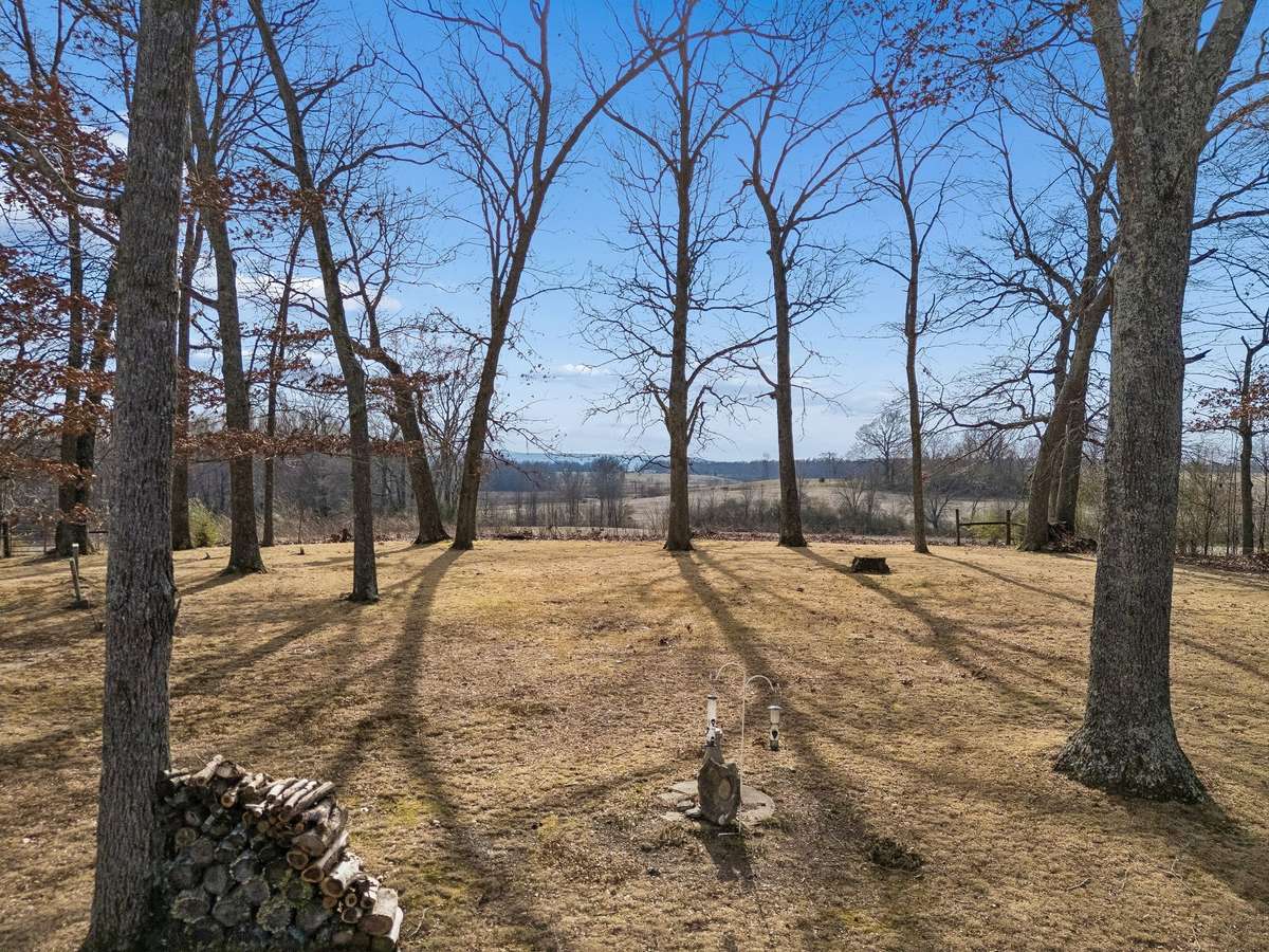 Small cemetery gives a nice buffer and gives amazing views.