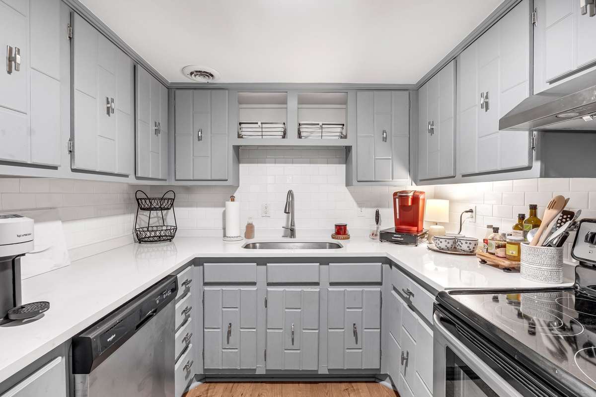 Galley Kitchen with all that you need.