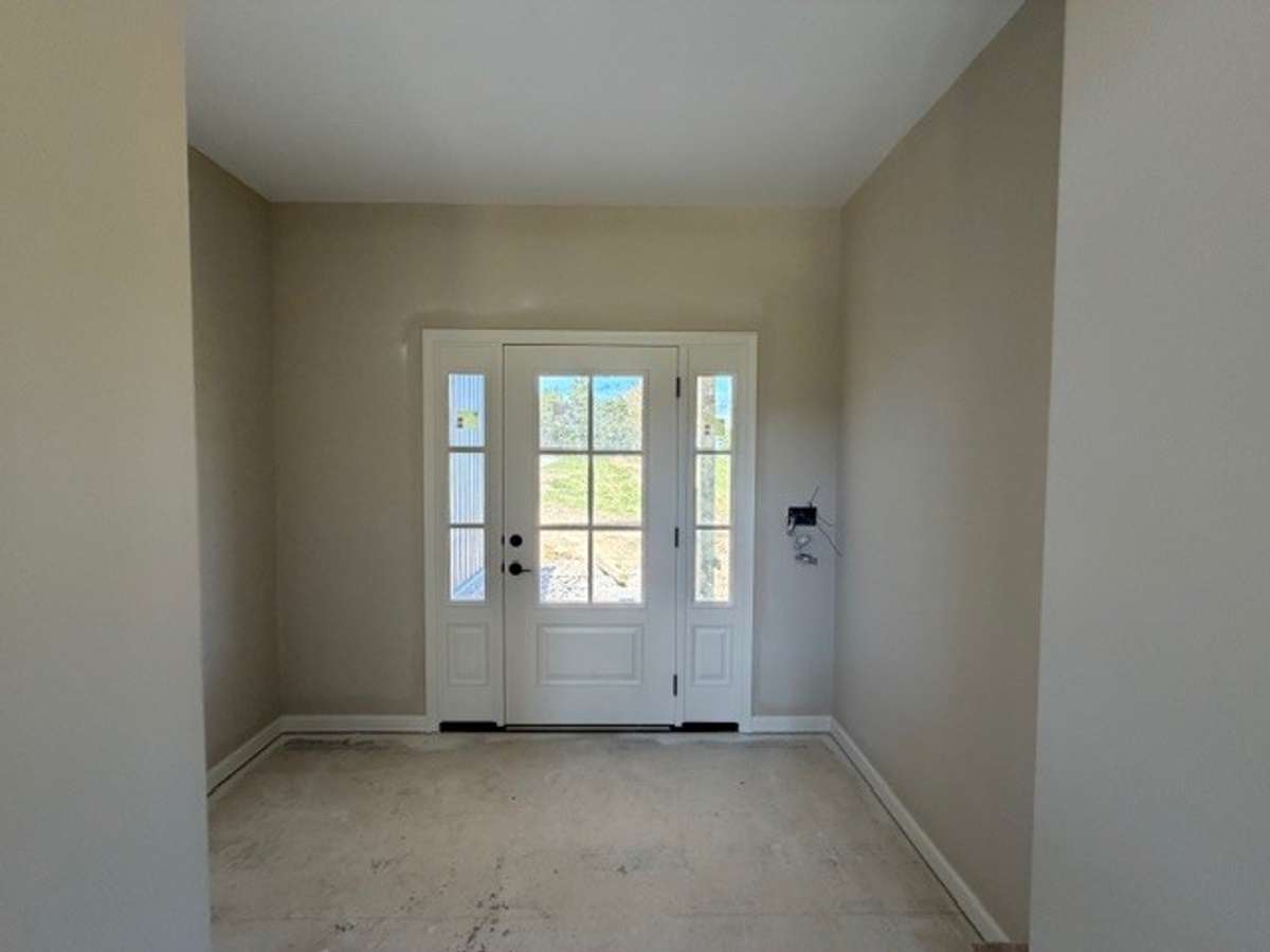 View of open entry.  Plenty of room for entry pieces.