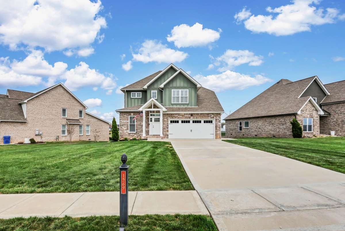 This home is located in Hereford Farms in the back near a cul-de-sac where it is very quiet!