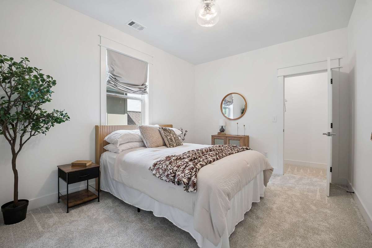 Upstairs Bed 2