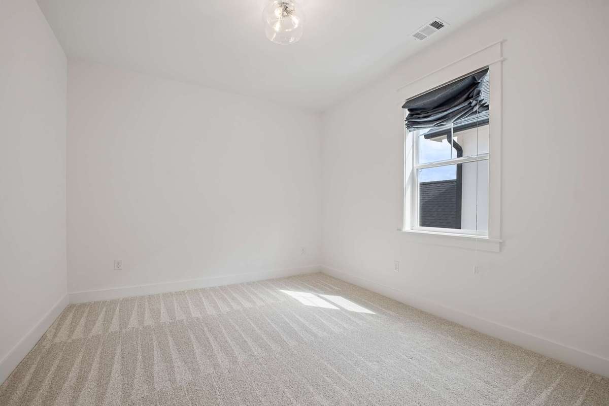 Upstairs Bed 4