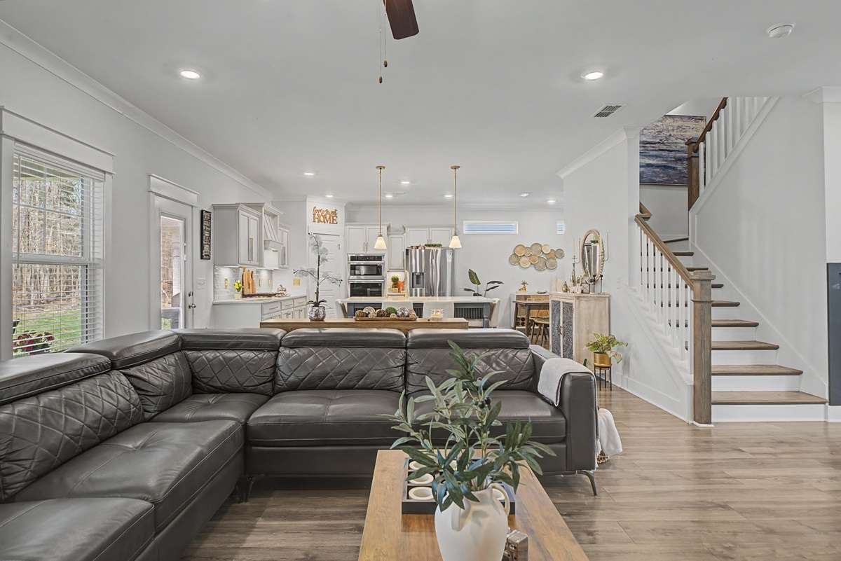 Open Floor concept!