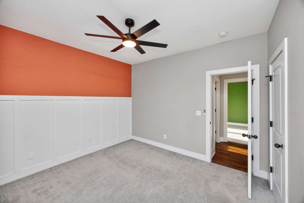 Second bedroom