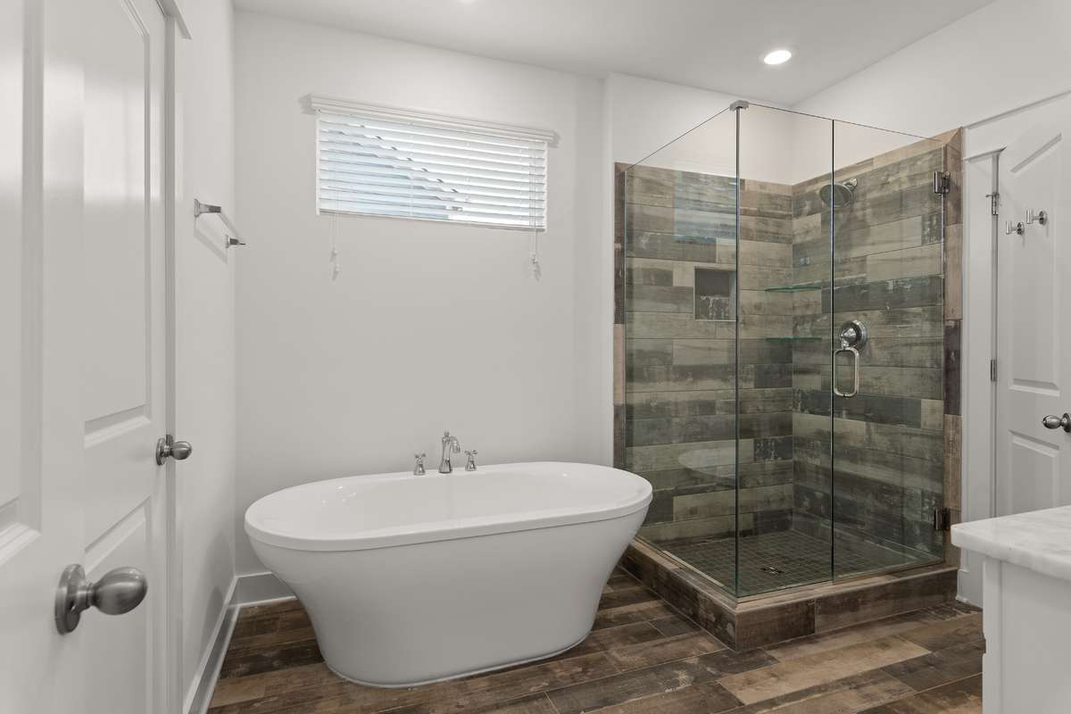 Huge free standing tub