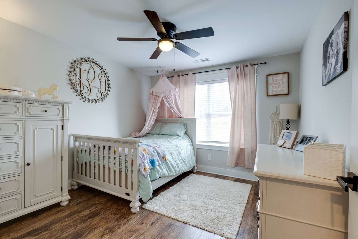 3 Full Bedrooms w/ 
UPGRADED Wide Plank Flooring