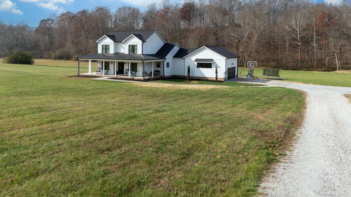 The Secret is Out....
Buyers from All Over the Country are Coming to Middle Tennessee!