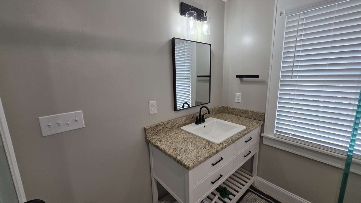 Primary bath