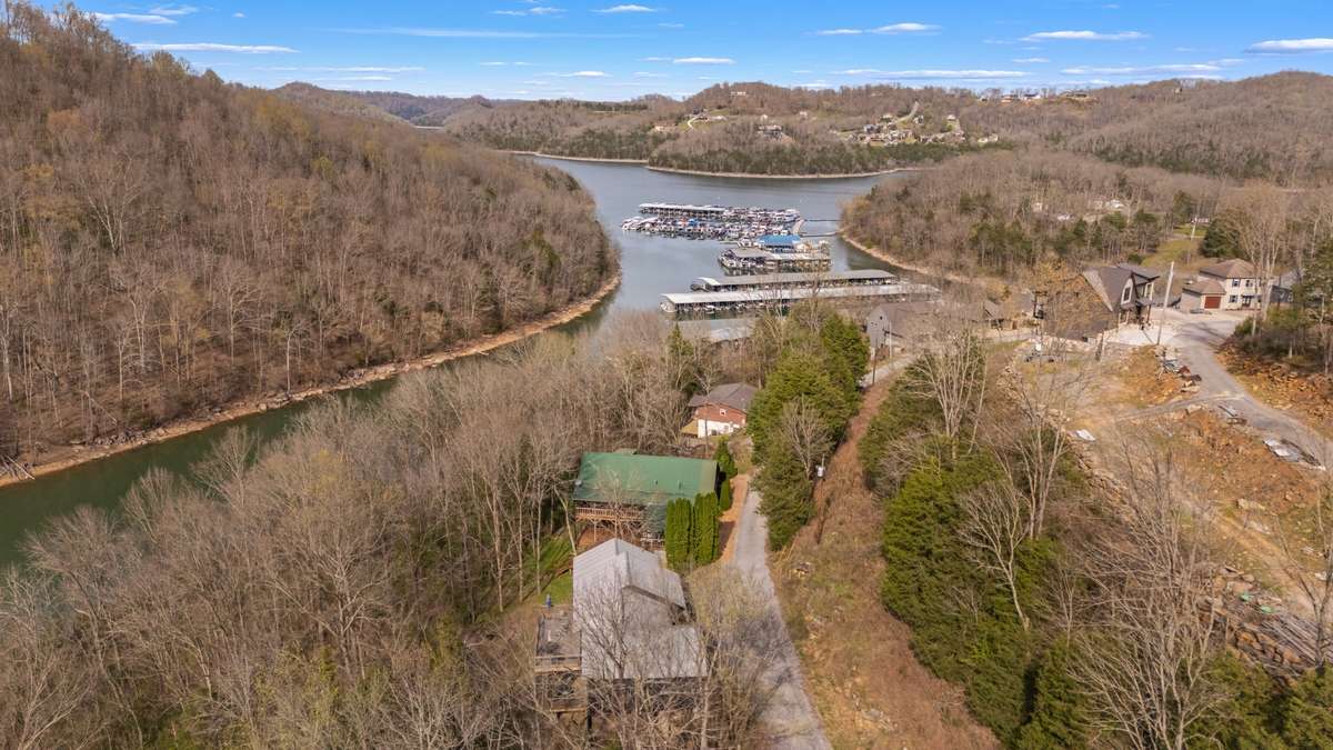 ARIAL VIEW BACK TOWRDS THE MARINA