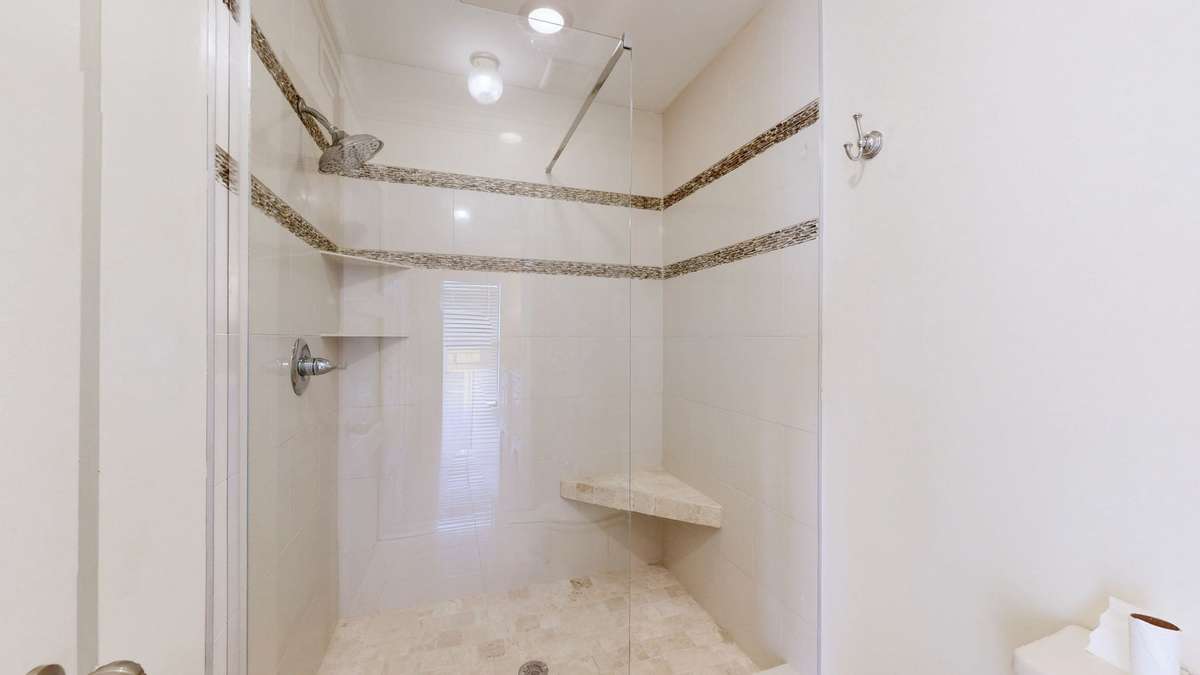 Beautifully updated master bath