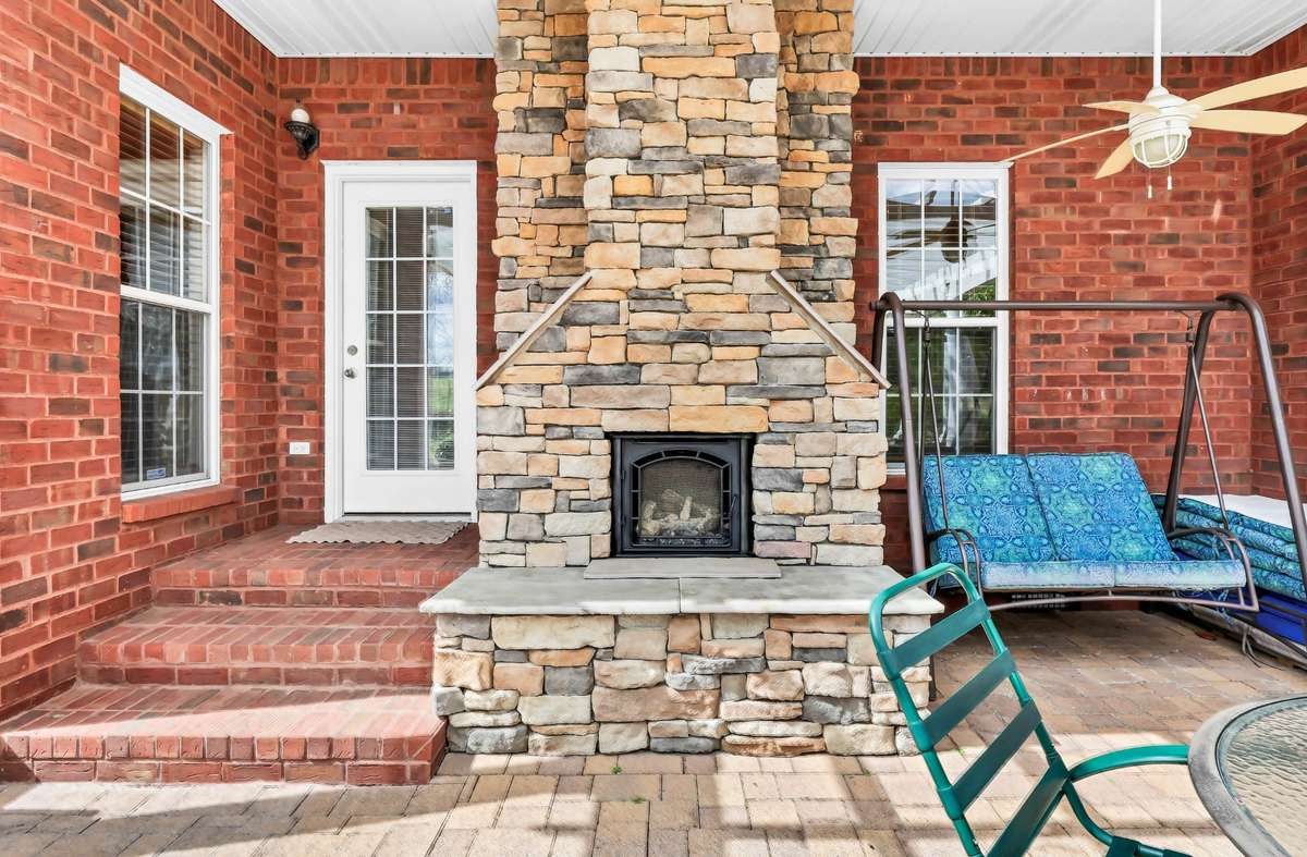 Natural Gas Stone Fireplace!